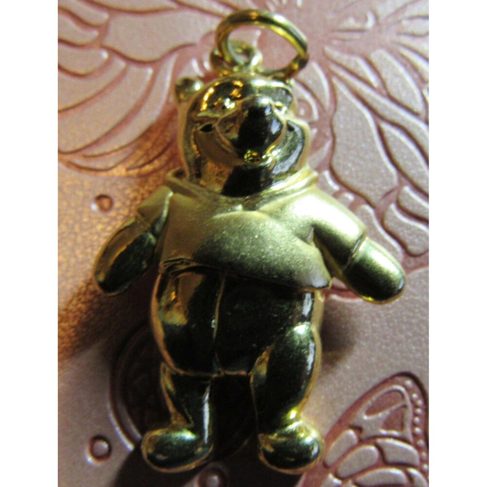 Disney Winnie the Pooh Charm Pendant 1.5 " Licensed Disney Gold Tone Movable - Picture 8 of 9
